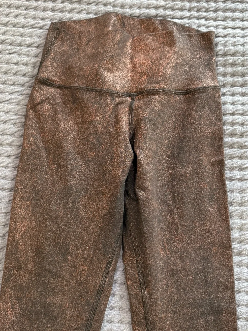 Alo Yoga Airlift High-Waist Metallic Bronze Leggings – Size S